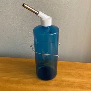 Pet water bottle